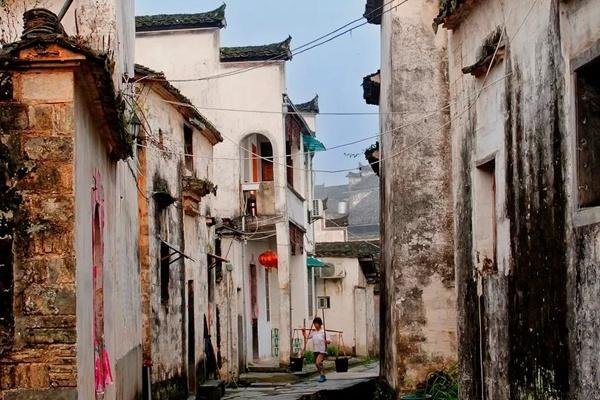 过年适合一个人去旅游的地方有哪些?这25个比较好的地方非常适合散心 过年适合一个人去旅游的地方有哪些?这25个比较好的地方非常适合散心