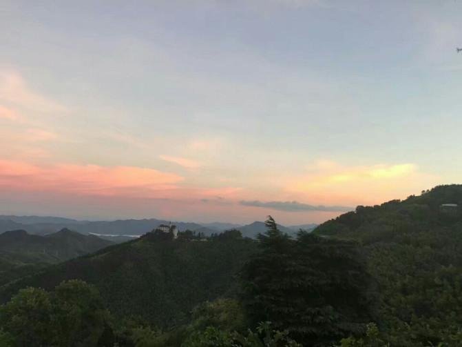 莫干山有什么好玩的景点 莫干山有什么特产 莫干山有什么好玩的景点 莫干山有什么特产