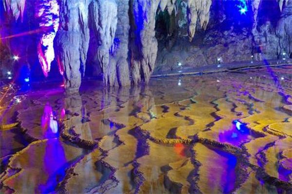 2023吉星岩景区旅游攻略 - 地址交通 - 门票 - 开放时间 - 简介 - 天气 - 电话