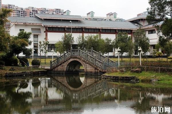 2023冰心文学馆旅游攻略 - 门票价格 - 开放时间 - 简介 - 地址 - 交通 - 天气 - 电话
